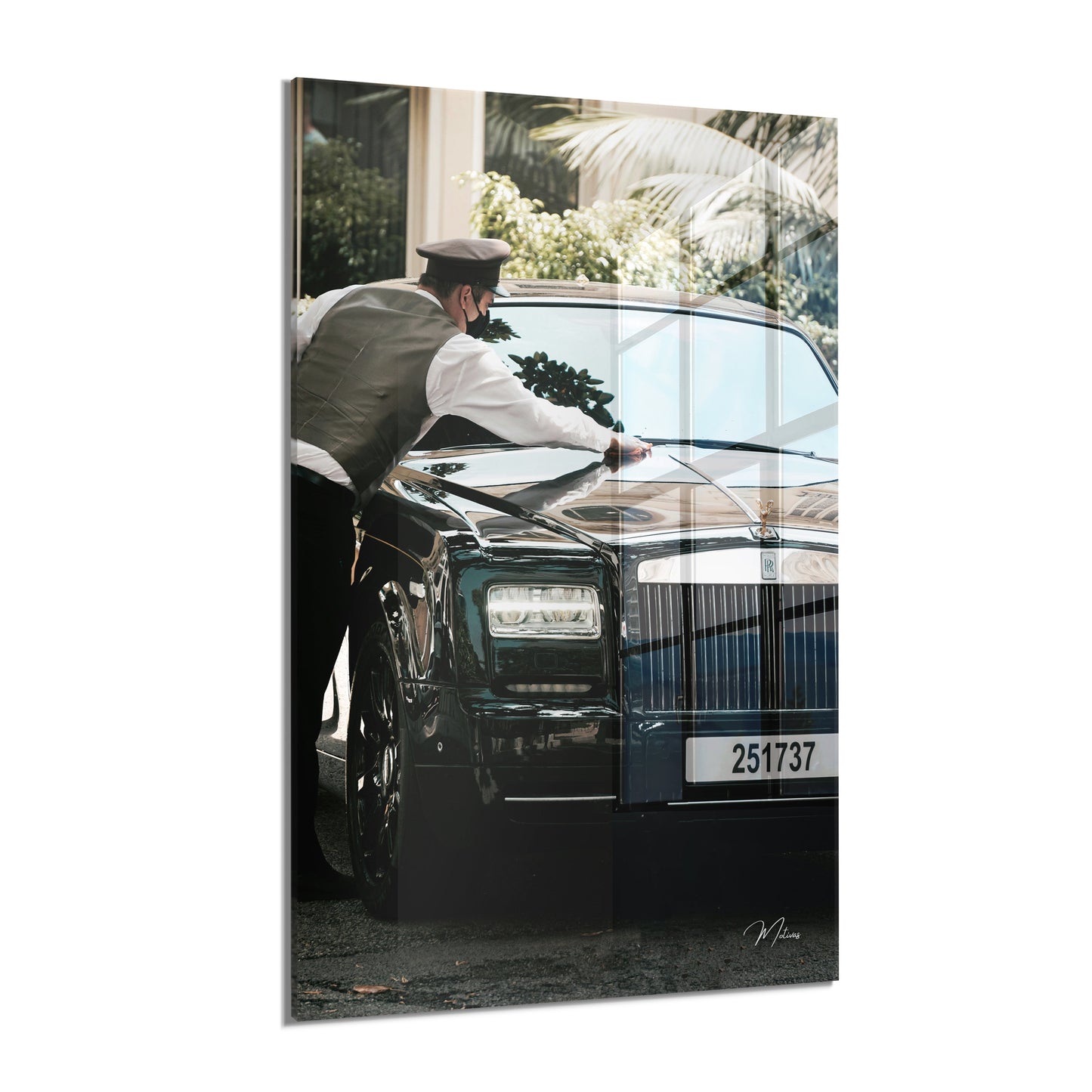 Elegance On Wheels
