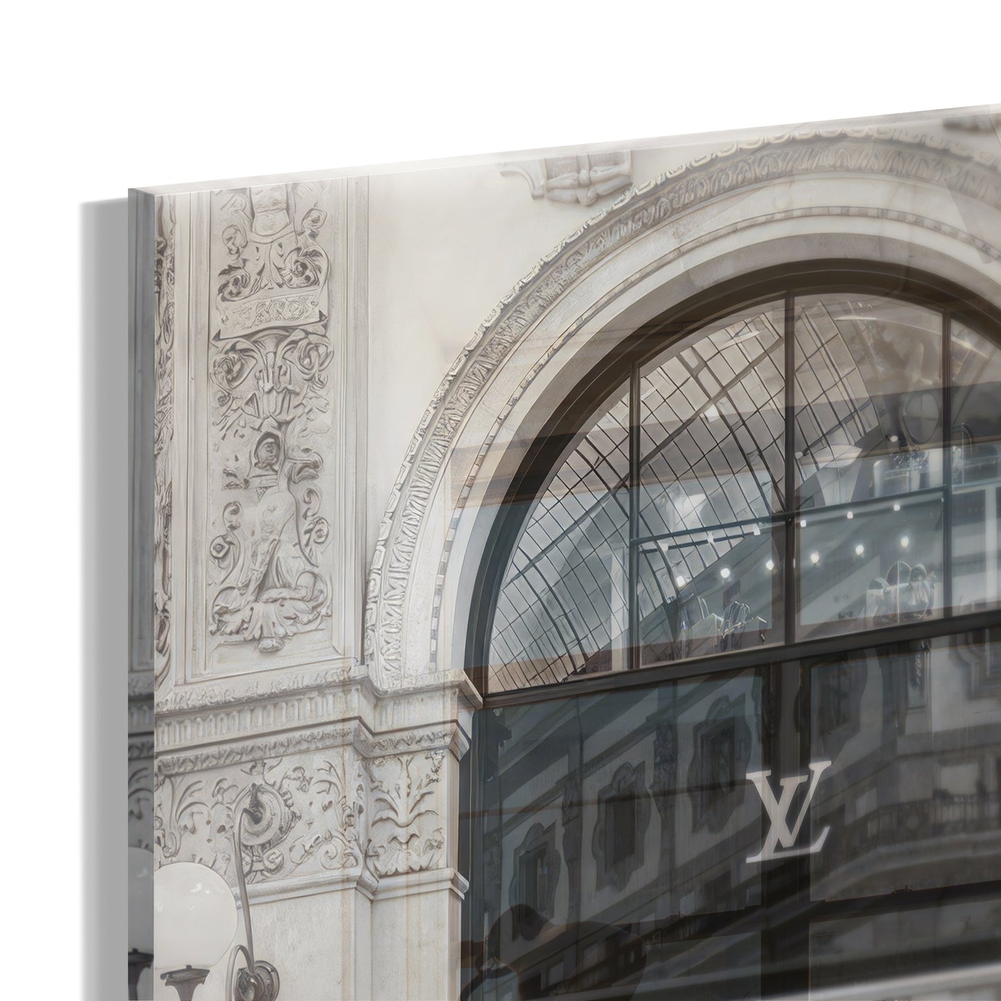 Milanese Monochrome “LV”