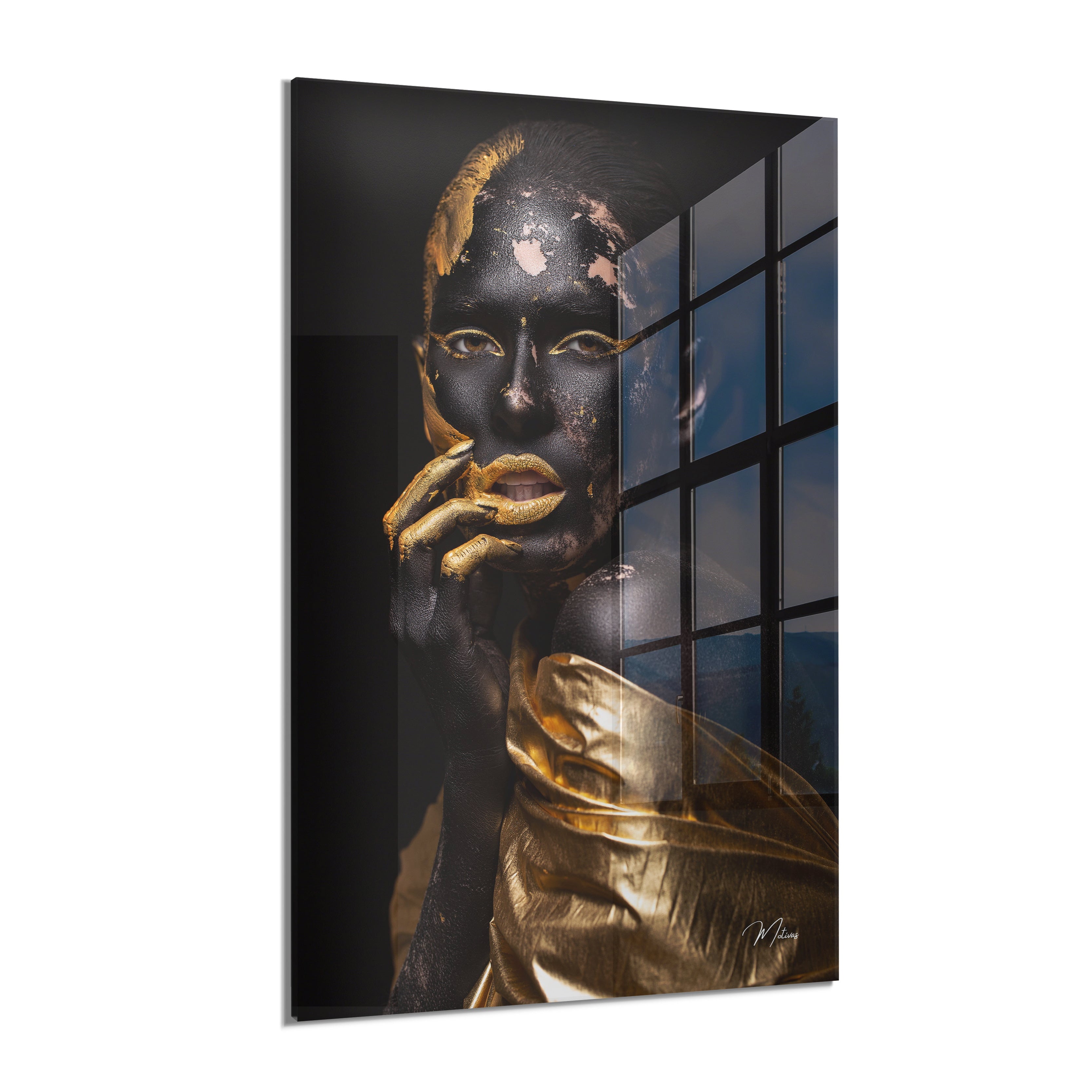 Black and Gold “Dark Allure” I